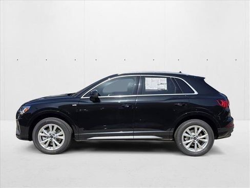 New 2025 Audi Q3 2.0T Premium w/ Convenience Package AWD/4WD image 8