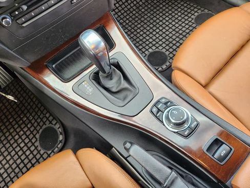 Used 2012 BMW 335i Convertible RWD image 19
