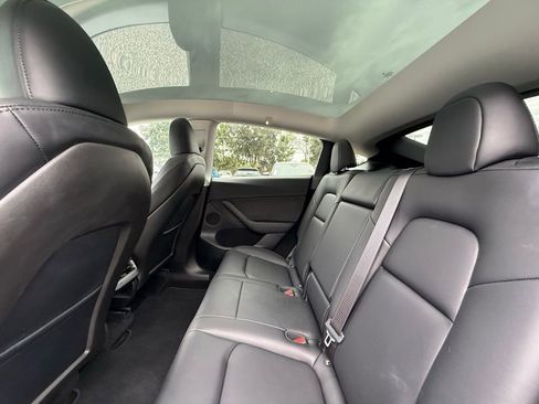 Used 2024 Tesla Model Y Long Range image 14