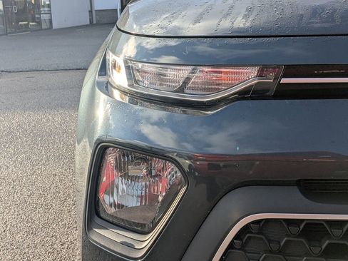 Used 2021 Kia Soul LX image 9