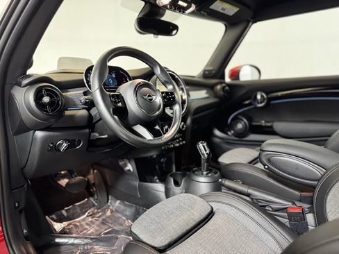 Used 2023 MINI Cooper S image 12