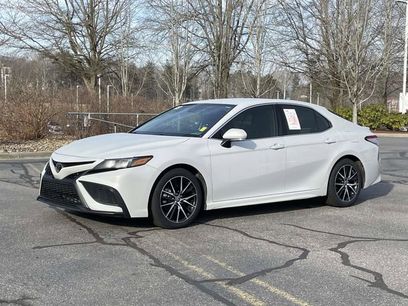 Used 2023 Toyota Camry SE