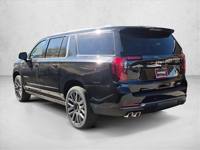 New 2027 GMC Yukon XL Denali Ultimate w/ LPO, Floor Liner Package AWD/4WD image 9