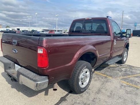 Used 2010 Ford F250 4x4 Regular Cab Super Duty image 5