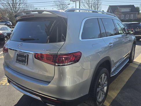 Certified 2022 Mercedes-Benz GLS 450 4MATIC image 9