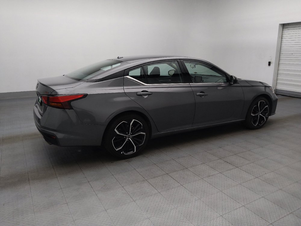 Used 2025 Nissan Altima 2.5 SR FWD image 10
