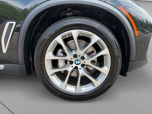 Used 2021 BMW X5 xDrive40i w/ Convenience Package AWD/4WD image 9