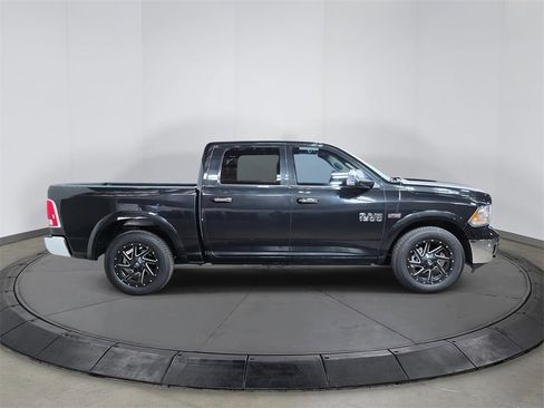 Used 2017 RAM 1500 Laramie w/ Convenience Group image 7