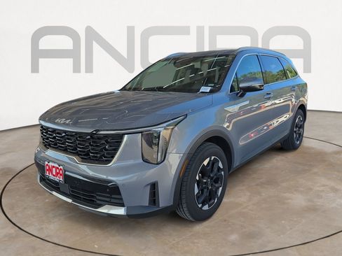 Certified 2024 Kia Sorento S FWD image 4