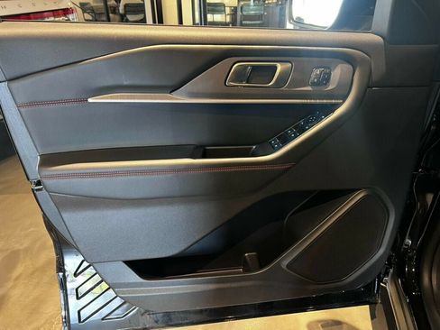 Used 2025 Ford Explorer ST-Line w/ Premium Package AWD/4WD image 11