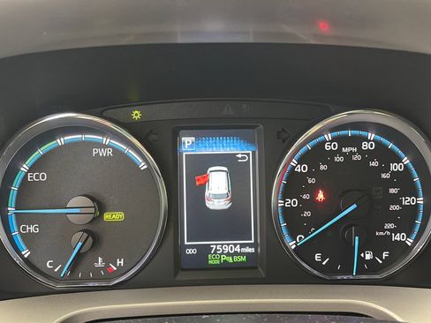 Used 2017 Toyota RAV4 Limited w/ Advanced Technology Package AWD/4WD image 15