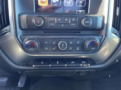 Used 2018 Chevrolet Silverado 1500 LT w/ All Star Edition image 22