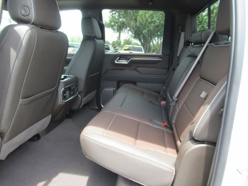 New 2026 GMC Sierra 3500 Denali w/ Denali Reserve Package AWD/4WD image 38