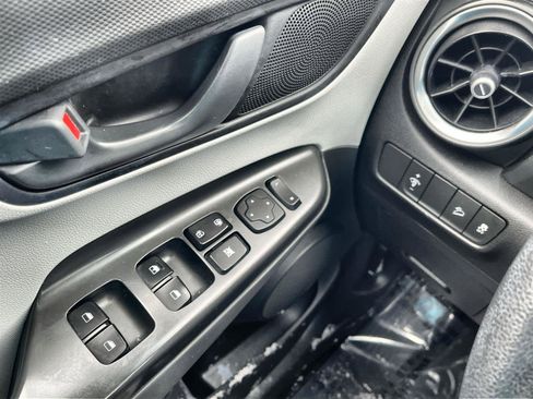 Used 2023 Hyundai Kona SE w/ Cargo Package image 24