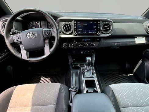 Used 2023 Toyota Tacoma TRD Off-Road AWD/4WD image 7