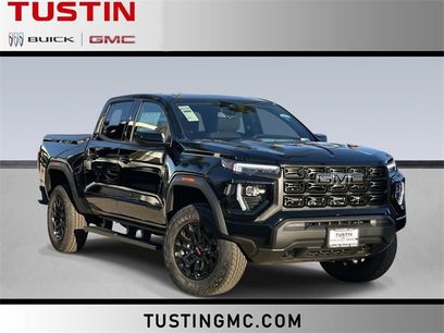 New 2026 GMC Canyon Elevation w/ LPO, Black Badging Package