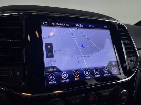 Used 2020 Jeep Grand Cherokee Limited AWD/4WD image 16