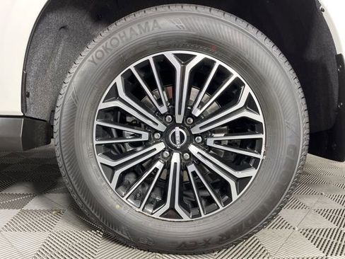 New 2026 Nissan Armada SL w/ Captain's Chari Seat Package image 13