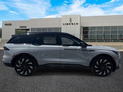 New 2026 Lincoln Nautilus Reserve w/ Jet Appearance Package AWD/4WD image 2