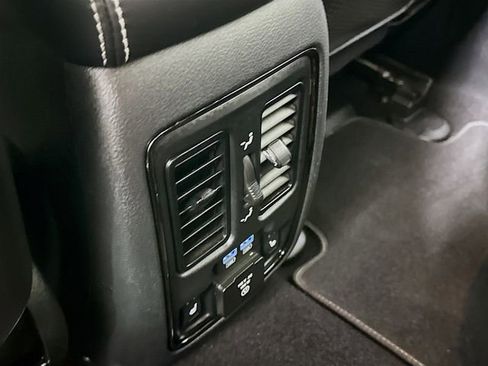 Used 2020 Dodge Durango SRT AWD/4WD image 29