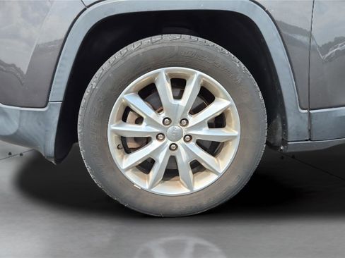 Used 2016 Jeep Cherokee Limited AWD/4WD image 23