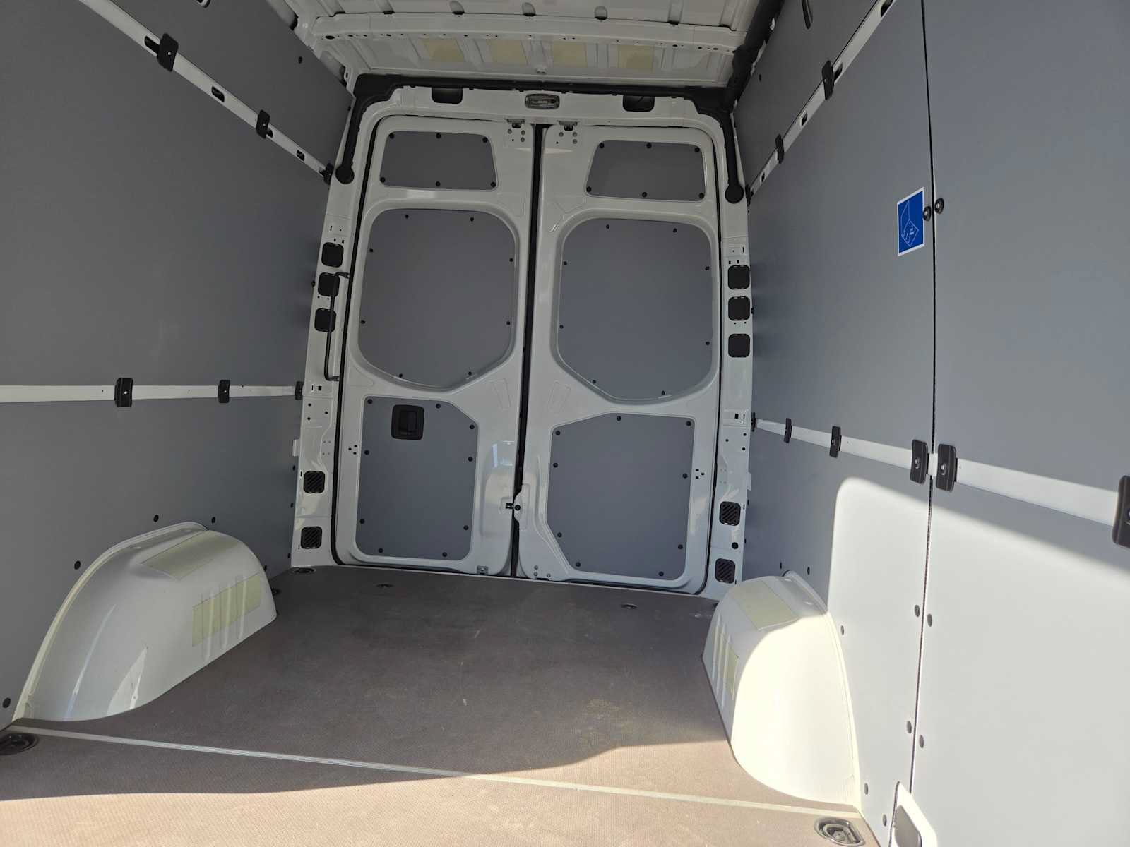 Used 2026 Mercedes-Benz Sprinter 2500 image 14