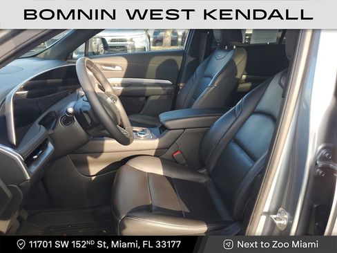 Used 2025 Cadillac XT4 Premium Luxury image 23