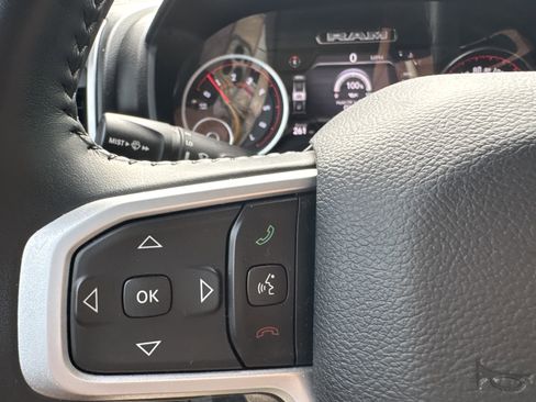 Used 2023 RAM 1500 Big Horn AWD/4WD image 17
