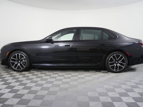 Certified 2023 BMW i7 xDrive60 image 6