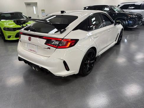 Used 2025 Honda Civic Type R image 7