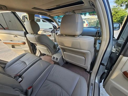 Used 2004 Lexus RX 330 FWD image 24