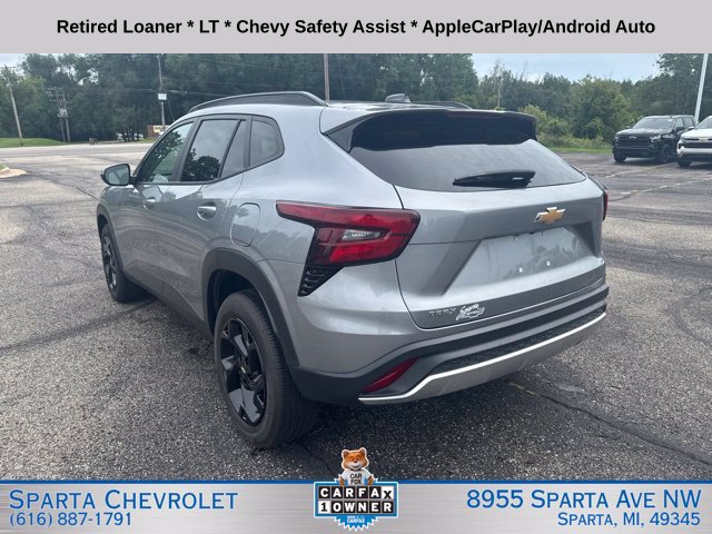 Used 2024 Chevrolet Trax LT FWD image 5