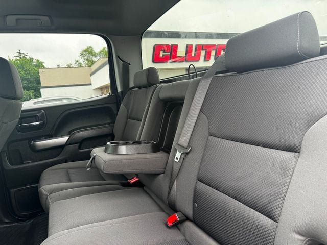 Used 2018 Chevrolet Silverado 2500 LT AWD/4WD image 15