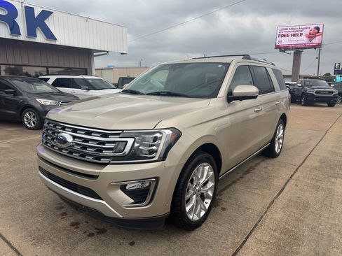Used 2018 Ford Expedition Limited w/ Equipment Group 302A RWD image 1