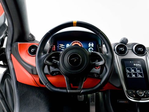 Used 2019 McLaren 600LT RWD image 57