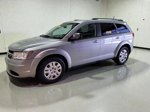 Used 2020 Dodge Journey SE image 14