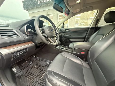 Used 2018 Subaru Outback 2.5i Limited w/ Popular Package #2 AWD/4WD image 10
