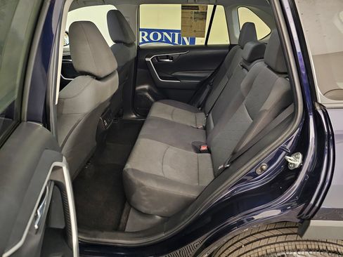 Used 2024 Toyota RAV4 XLE FWD image 21