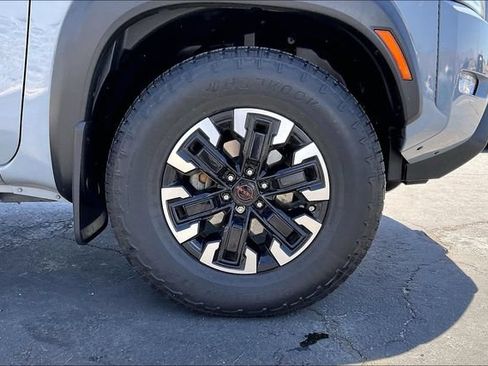 Certified 2024 Nissan Frontier PRO-4X w/ Technology Package AWD/4WD image 8