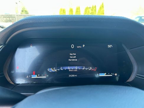 Used 2023 Jeep Grand Cherokee L Limited image 24