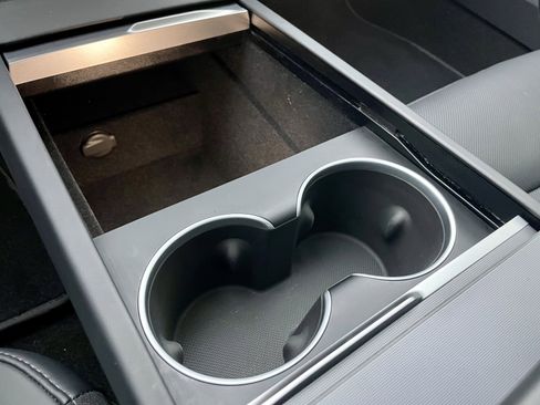 Used 2025 Tesla Model 3 Long Range image 38