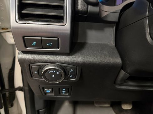 Used 2018 Ford Expedition Max Platinum AWD/4WD image 37