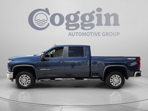 Used 2020 Chevrolet Silverado 2500 LT w/ All Star Edition AWD/4WD image 2