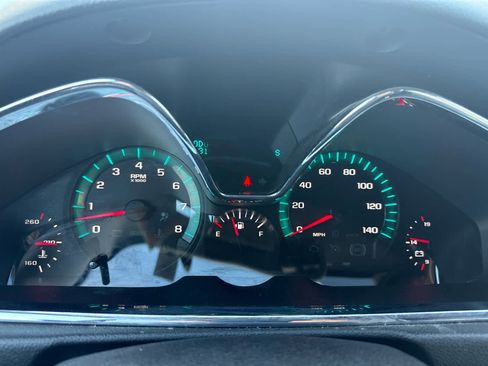 Used 2017 Chevrolet Traverse LT w/ Style and Technology Package image 10