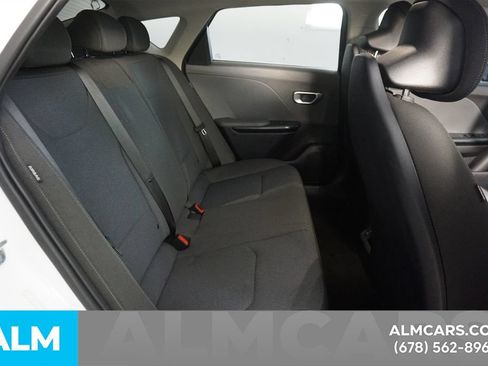 Used 2025 Kia K4 FWD image 14