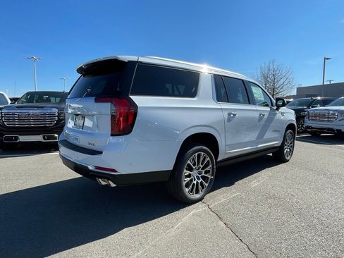 New 2026 GMC Yukon XL Denali w/ Sun & Power Step Package AWD/4WD image 8