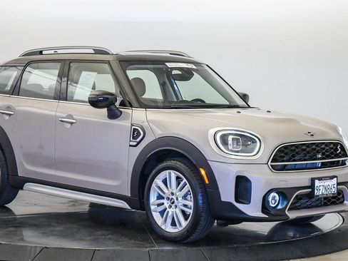 Used 2023 MINI Cooper Countryman S w/ Signature Upholstery Package FWD image 6