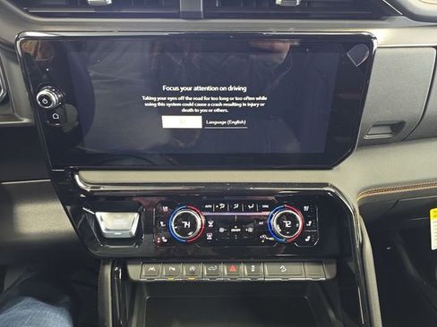 New 2026 GMC Sierra 1500 AT4 w/ Technology Package image 15