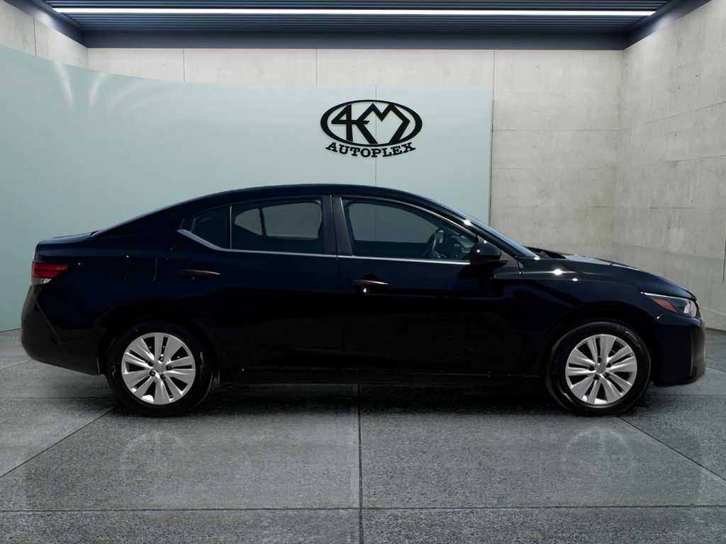 Used 2024 Nissan Sentra S FWD image 2