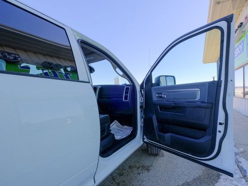 Used 2023 RAM 1500 Classic SLT w/ Electronics Group image 16